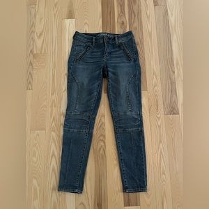 American Eagle Blue Skinny Jeans